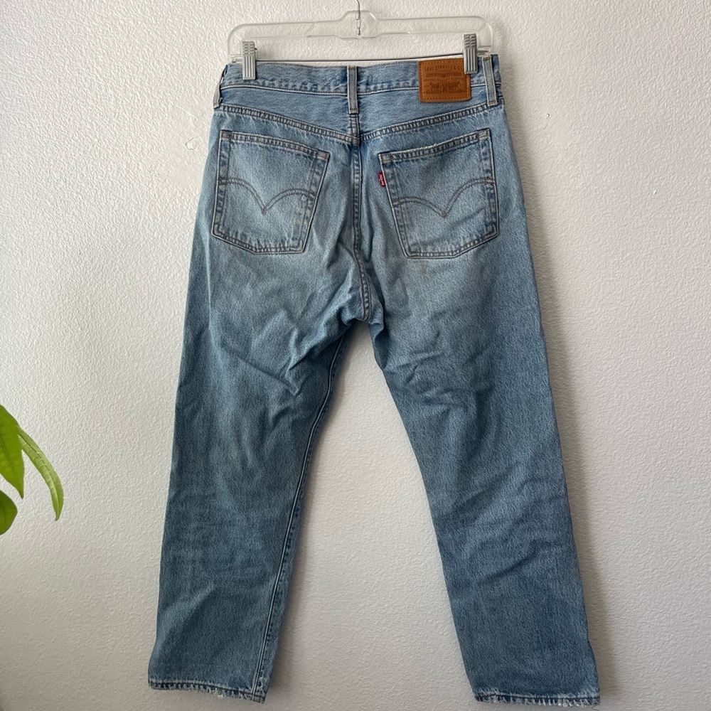 Levi’s Wedgie Straight Distressed High Rise Jeans in Light Blue Size 28 - Picture 7 of 15